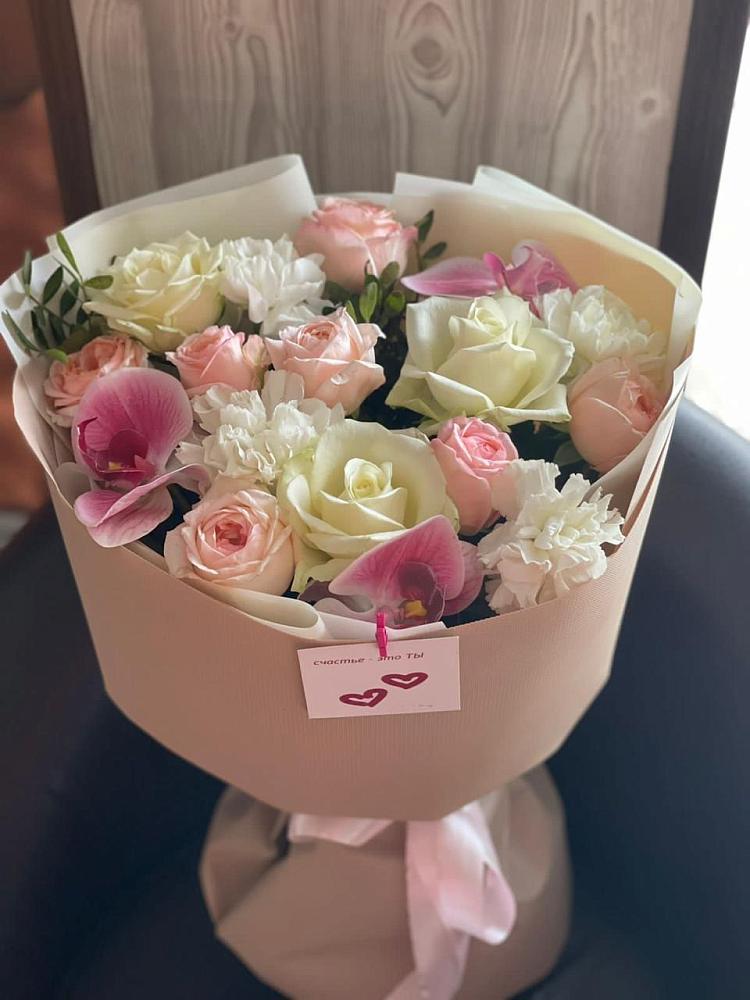 Букет цветов из: Орхидеи, Розы и Гвоздики в Теплой Горе