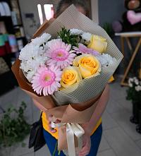 Букет цветов из:  Герберы, Розы и Хризантемы в Теплой Горе