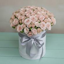 Цветочная композиция из Розы в шляпной коробке в Теплой Горе