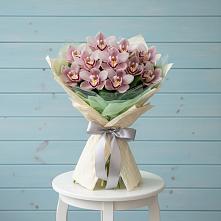 Букет цветов из:  Орхидеи и Розы в Теплой Горе