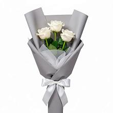 Букет 3 белые розы в Теплой Горе