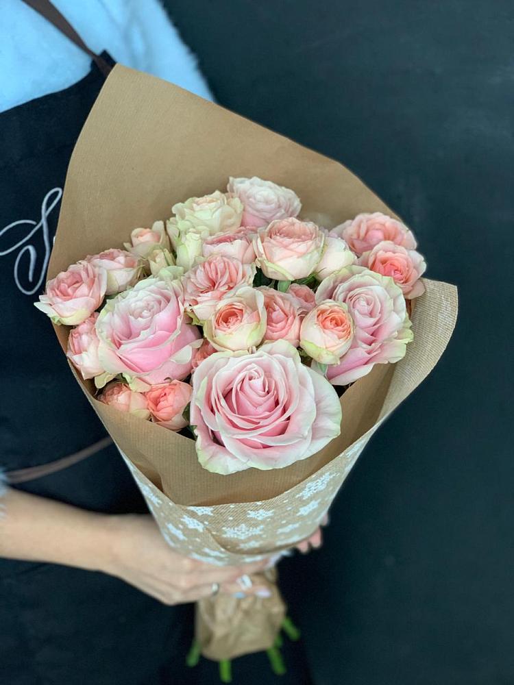 Букет цветов из: Хризантемы и Розы в Теплой Горе