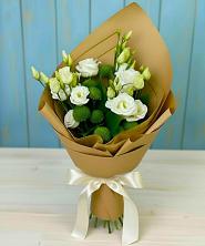 Букет цветов из:  Хризантемы и Лизиантусы в Теплой Горе