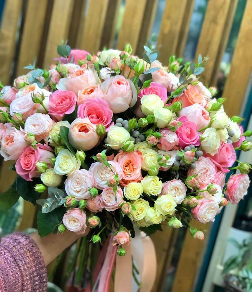 Букет цветов из: Розы в Теплой Горе