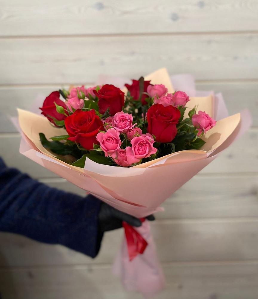 Букет цветов из: Розы в Теплой Горе