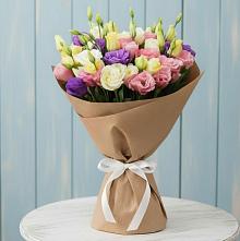 Букет цветов из:  Лизиантусы в Теплой Горе